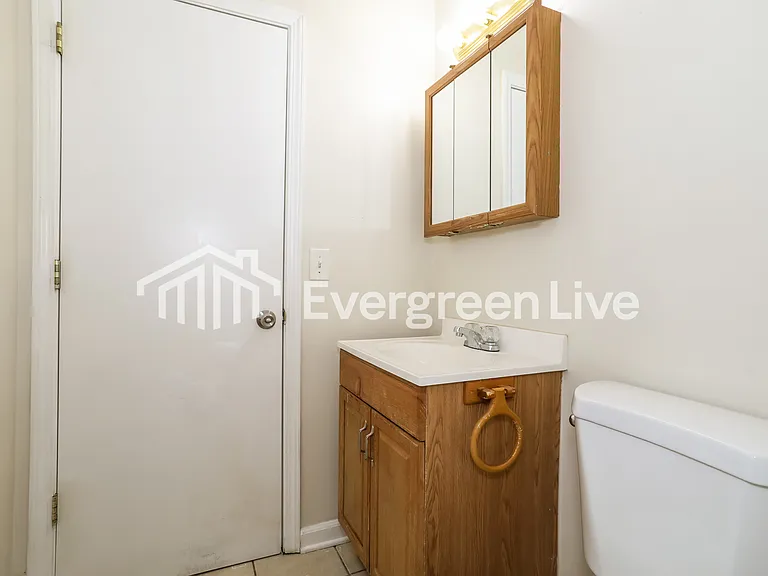 5388 Whitmore Dr — Photo 13