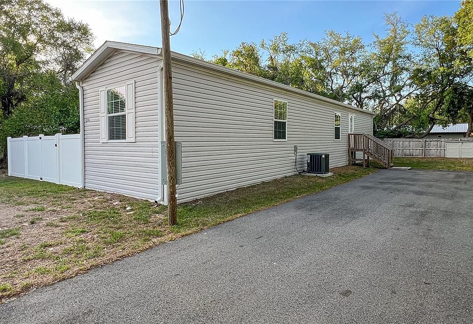 1st image of 12203 Lantana Ave