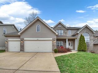 225 Romaine Spring Vw, Fenton, MO 63026