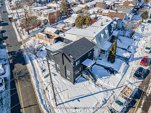 3rd image of 410 Maybank Ave
