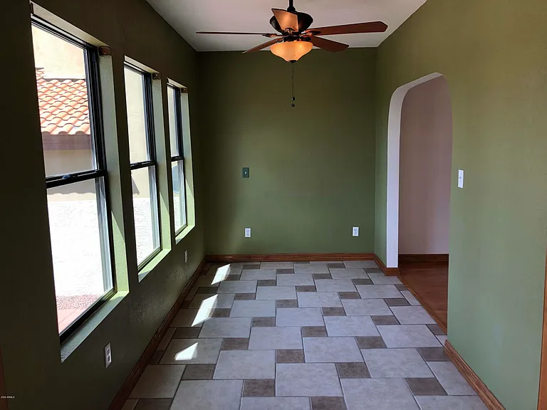 16226 S 37th Way — Photo 11