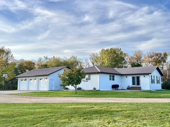 5344 1st St SE, Sykeston, ND 58486
