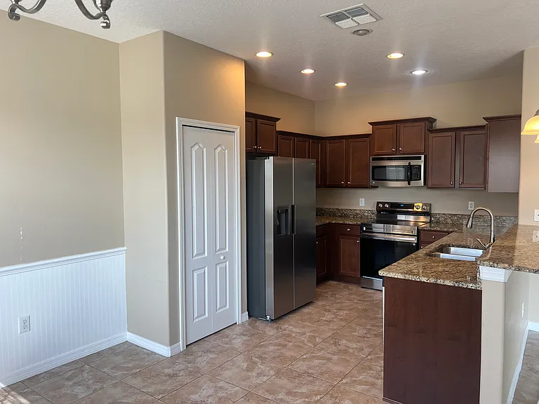 20503 Grand Vista Ln — Photo 3