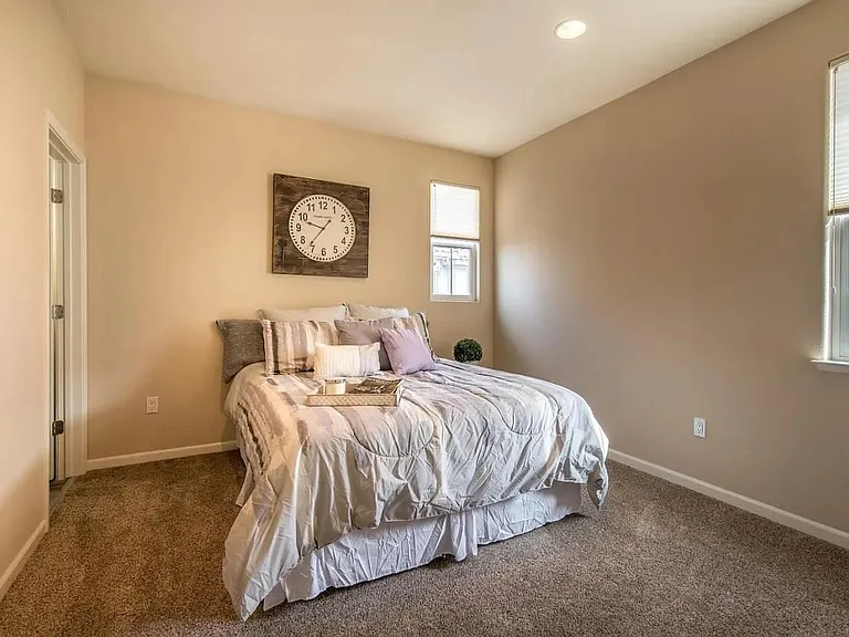 1198 Luz Del Sol Loop — Photo 4