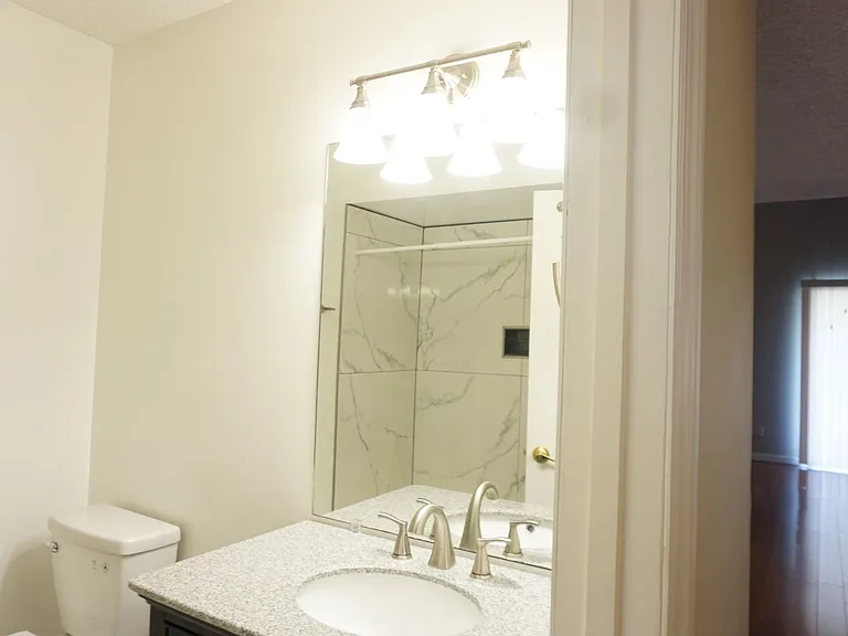8784 Whispering Pines Dr — Photo 10