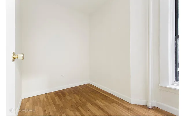 Rented by Douglas Elliman | media 6