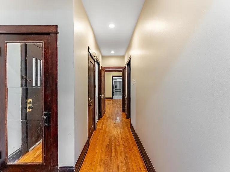 4938 W Monroe St #1 — Photo 11