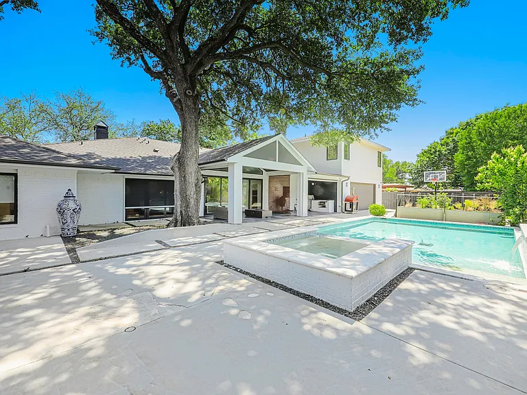4139 Allencrest Ln — Photo 43