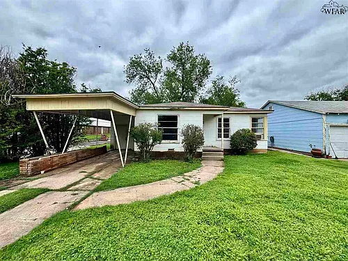 1672 Keeler Ave Photo 1