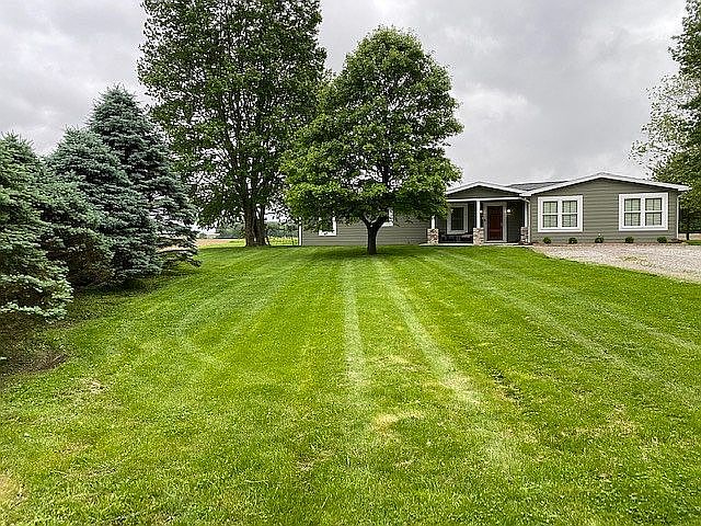 1st image of 1190 E County Road 1050 N