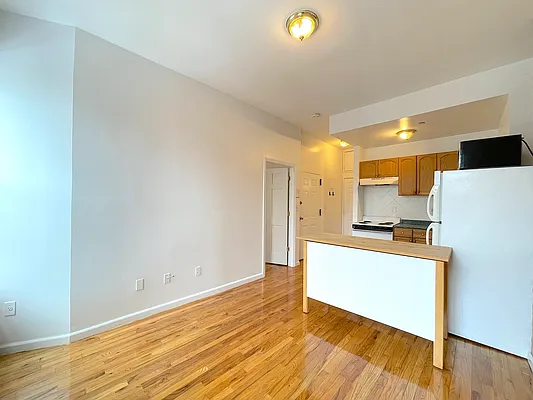 Rented by Corcoran | media 11