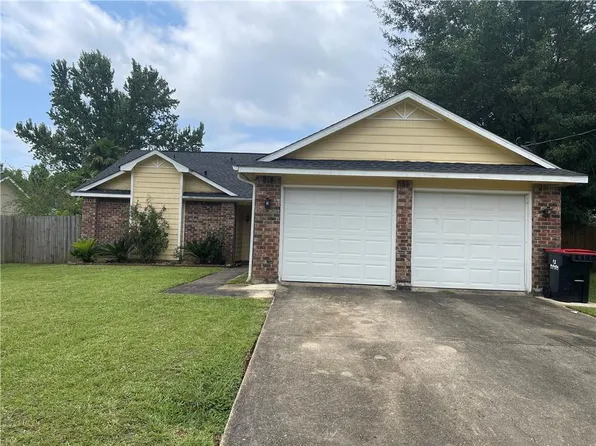 9421 Copperfield Ct W, Mobile, AL 36608