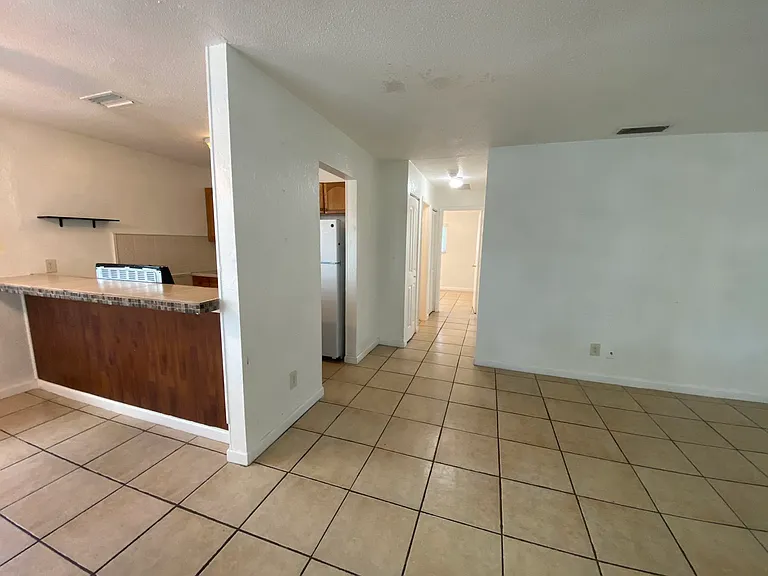 411 N Halifax Ave #200 — Photo 11