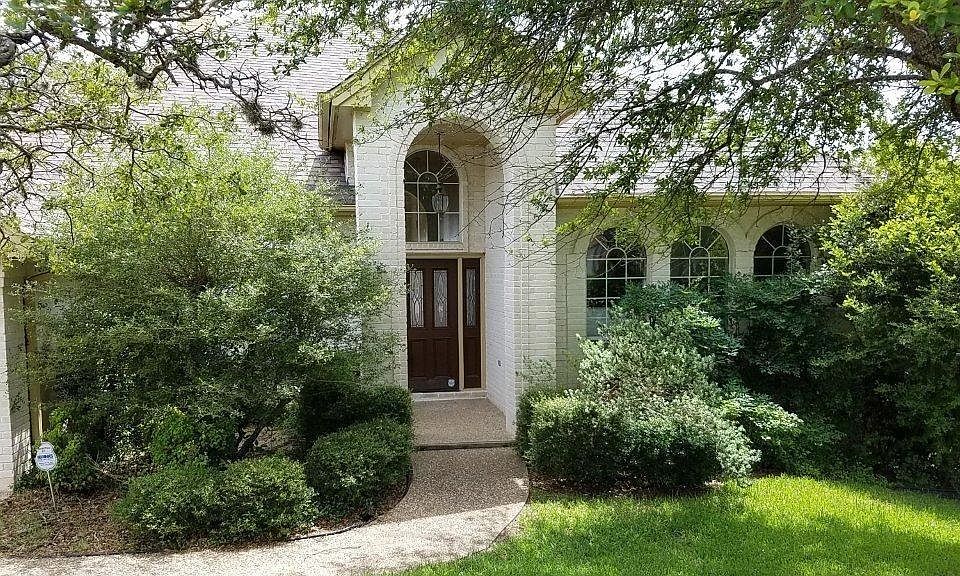1st image of 8703 Bluegrass Dr