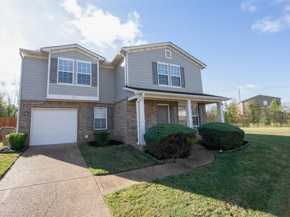 9965 Branley Oak Dr, Cordova, TN 38016