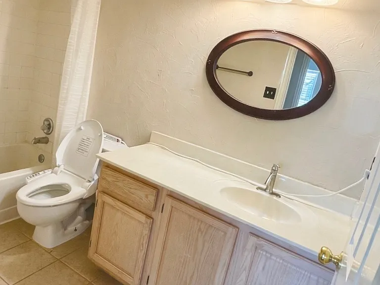 2108 Sandell Dr — Photo 14