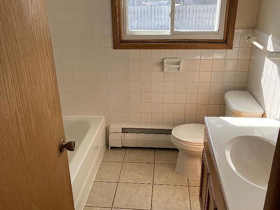 5th image of 4884 101st Ln NE