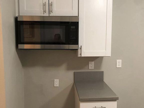 3rd image of 6817 3/4 Bear Ave