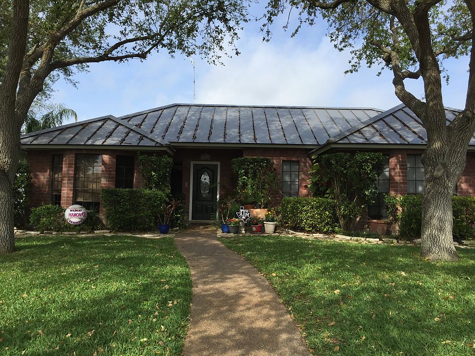 1st image of 2308 Twin Oak Dr