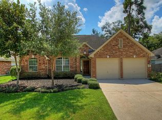 6 Drifting Shadows Cir, Conroe, TX 77385