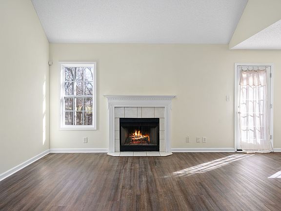 3rd image of 3821 McAllister Dr