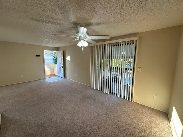 130 Sabal Ct #H — Photo 6