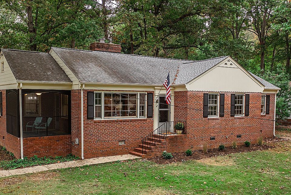 1st image of 3006 Weymouth Dr