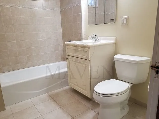 66 Park St #1 — Photo 9