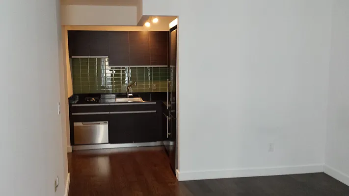 Rented by Metro Loft Management | media 5