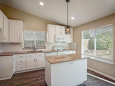 2nd image of 93620 Coral Bells Dr