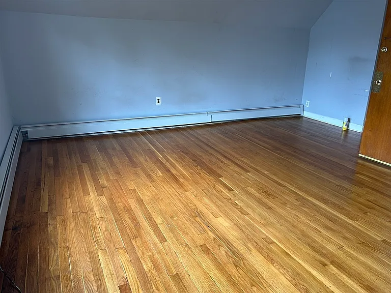 52 Pine St #3 — Photo 3