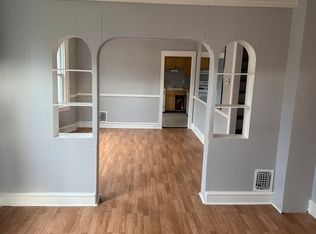 39 N Sycamore Ave, Clifton Heights, PA 19018