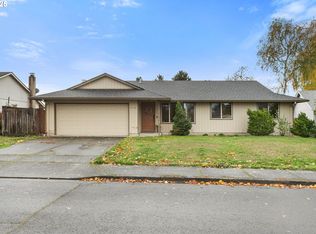 2125 SW Leewood Dr, Beaverton, OR 97003