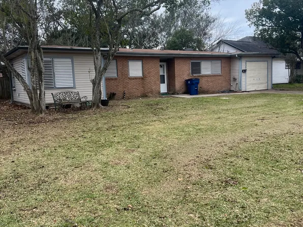 1035 19th Ave N, Texas City, TX 77590