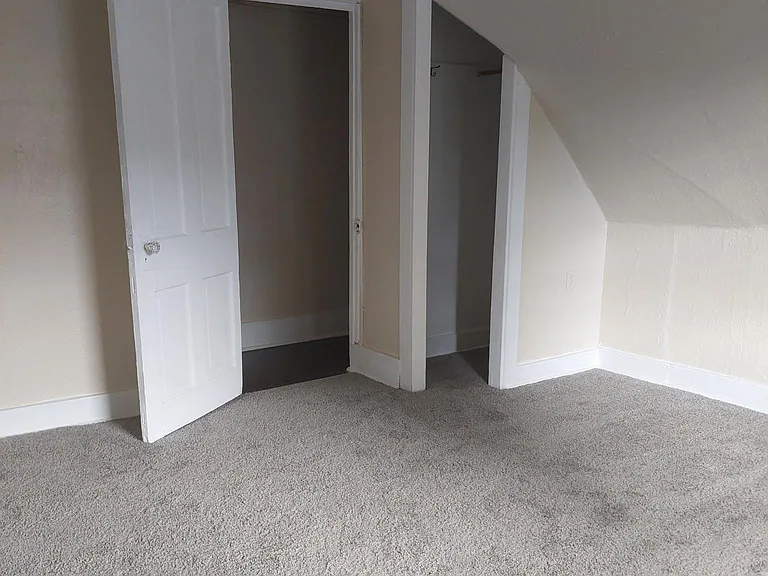 1343 Vine St #4 — Photo 7