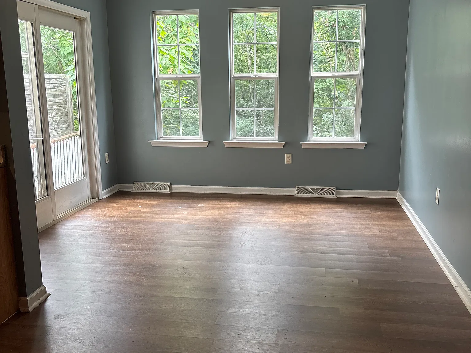 3 bed, 3.5 bath, 1320 sqft, $2,195 — Photo 4