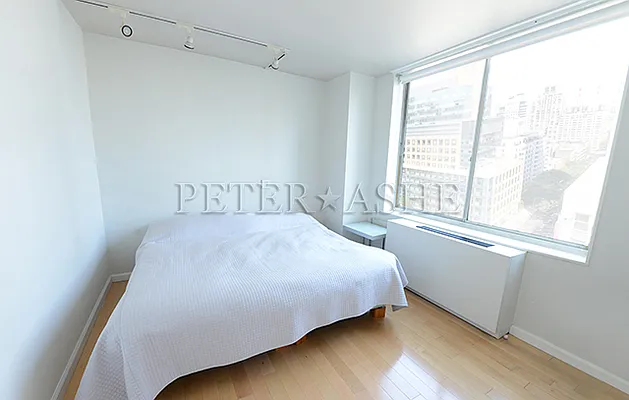 Rented by Peter Ashe | media 18