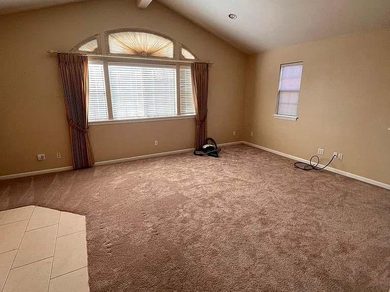 2488 Shilshone Cir — Photo 9