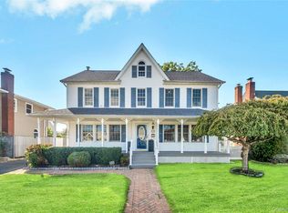 131 Carol Rd, East Meadow, NY 11554