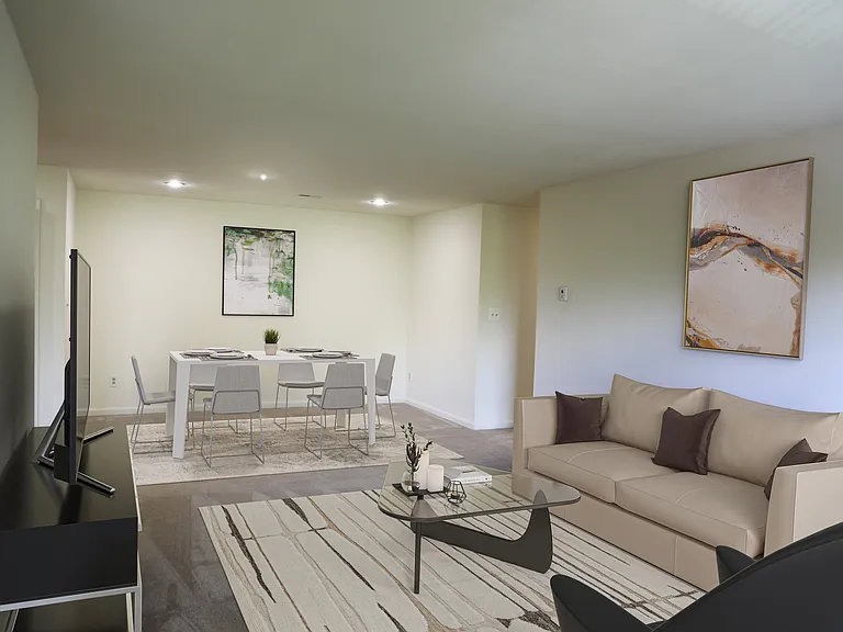 Cascades Overlook Apts. — Photo 10
