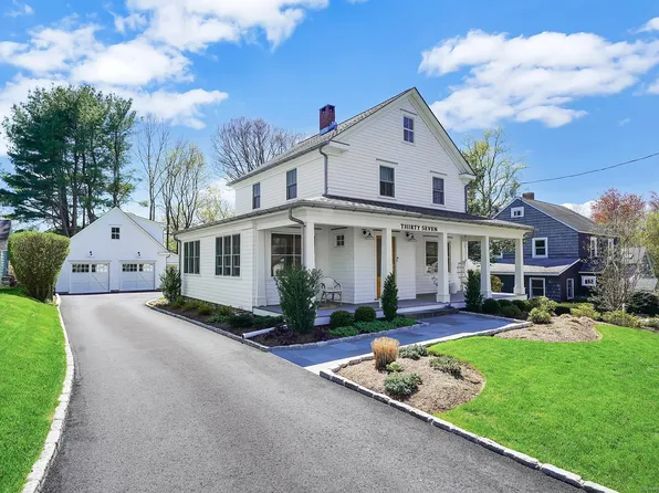 37 Evelyn Street, Trumbull, CT 06611