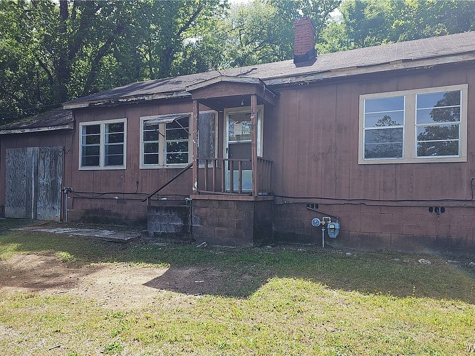 1st image of 2087 University Way