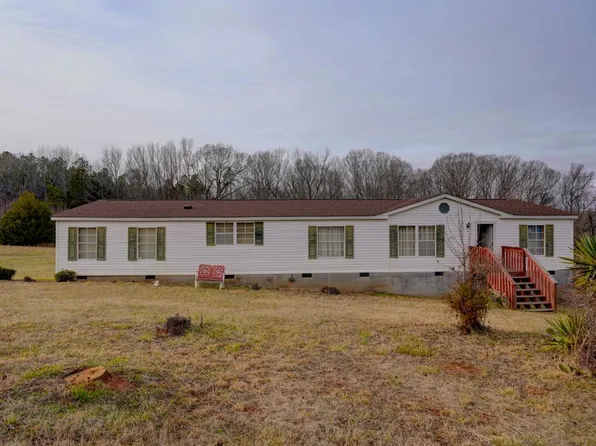 634 Robinson Dairy Rd, Enoree, SC 29335