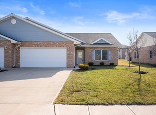 407 E Charter Dr, Muncie, IN 47303
