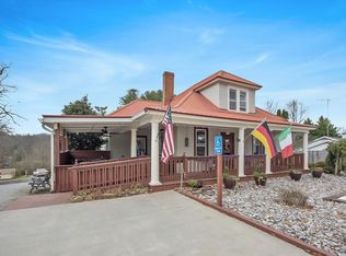 91 Georgia Rd, Franklin, NC 28734