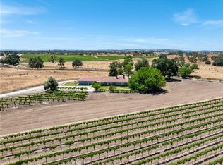 5275 Camp 8 Rd, Paso Robles, CA 93446