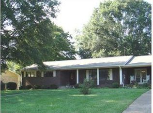 311 Valleybrook Rd, Hixson, TN 37343