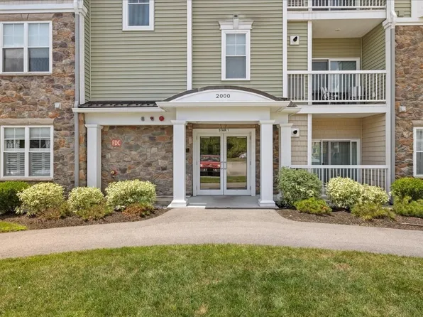 2208 Pennington Dr #2208, Walpole, MA 02081