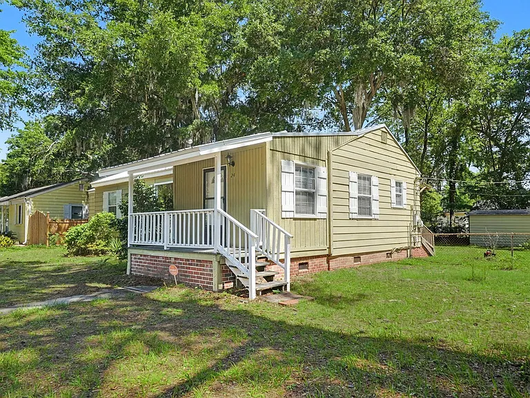 24 N Parkwood Dr — Photo 3