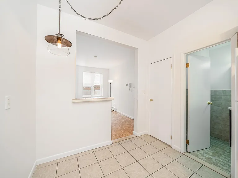 314 Paterson Plank Rd #3B — Photo 11